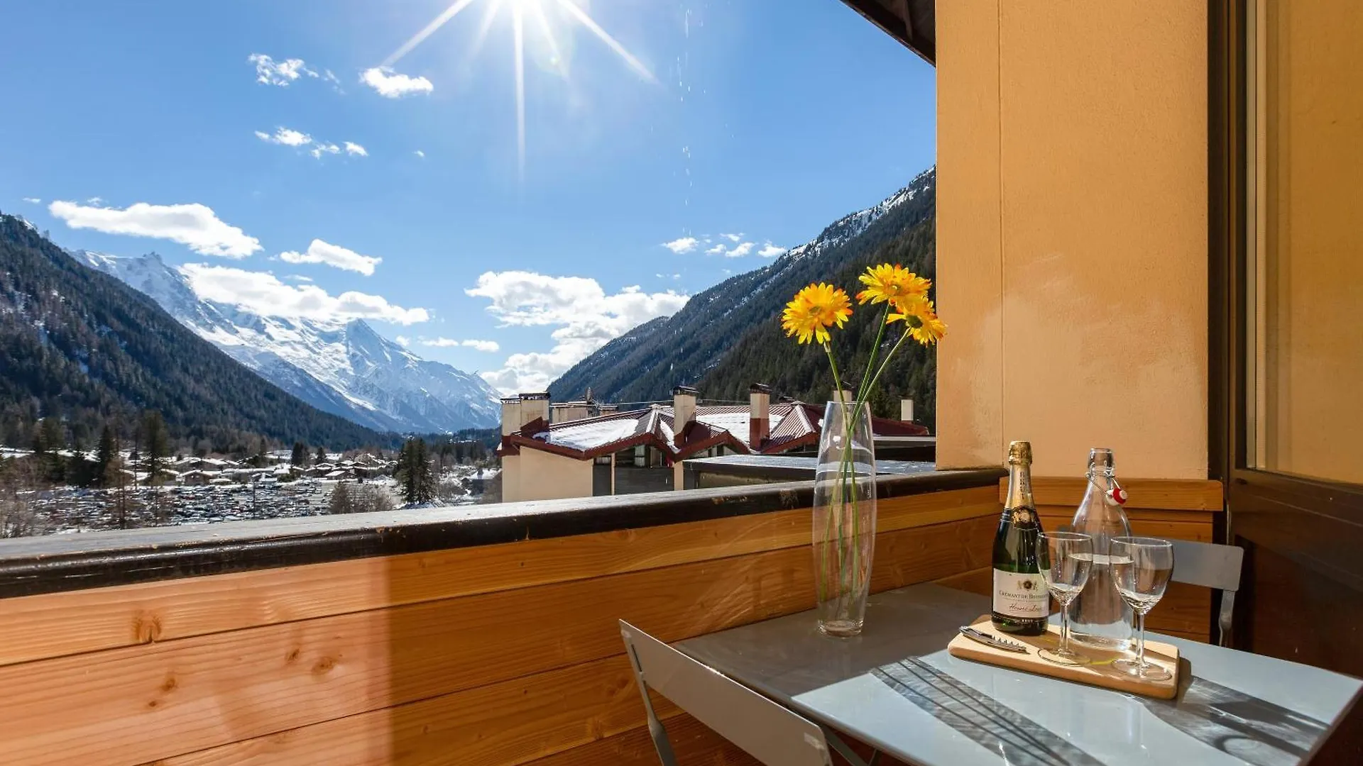 Residence Grand Roc - Campanules 411 - Happy Rentals contacts